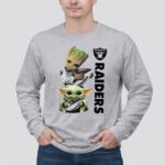 Baby-Yoda-And-Groot-Hug-Oakland-Raiders-4-Long-Sleeves
