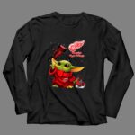 Baby-Yoda-Detroit-Red-Wings-Hockey-Magic-Moment-4-Long-Sleeves
