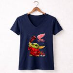 Baby-Yoda-Detroit-Red-Wings-Hockey-Magic-Moment-9-Womens-V-Neck