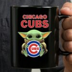 Baby Yoda Hug Chicago Cubs 3 mug.jpg