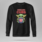 Baby Yoda Hug Chicago Cubs 8 Sweatshirt.jpg