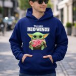 Baby Yoda Hug Logo Detroit Red Wings 2 Hoodie.jpg