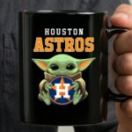 Baby Yoda Hug Logo Houston Astros 3 mug 1.jpg