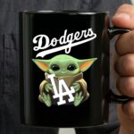 Baby Yoda Hug Los Angeles Dodgers 3 mug 1.jpg
