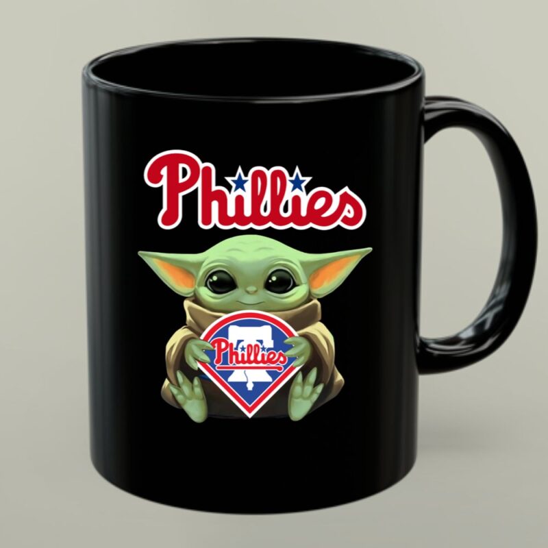 Baby Yoda Hug Philadelphia Phillies 1 mug.jpg