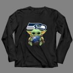 Baby-Yoda-Hug-Seattle-Seahawks-4-Long-Sleeves