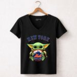 Baby Yoda Hugs The New York Mets Baseball 5 Womens V Neck.jpg Baby Yoda Hugs The New York Mets Baseball 5 Womens V Neck.jpg