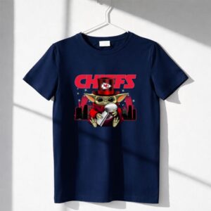 Baby Yoda Kansas City Chiefs Hug Super Bowl 2019-2020 Shirt