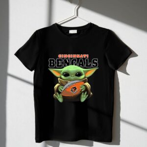 Baby Yoda Loves The Cincinnati Bengals Star Wars 1 T Shirt.jpg
