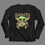 Baby Yoda Loves The New Orleans Saints Star Wars 4 Long Sleeves.jpg