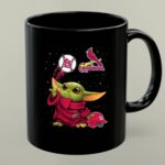 Baby Yoda with St Louis Cardinals Baseball Starry 1 mug.jpg