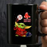 Boston Red Sox Baby Yoda Star Wars Baseball 3 mug 1.jpg
