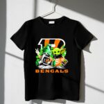 Cincinnati-Bengals-St-Patricks-Day-Gnome-and-Baby-Yoda-Football-6-T-Shirt