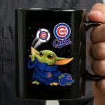 Cubs Baby Yoda Star Wars Chicago Baseball Magic 3 mug.jpg