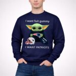Fuit-Gummy-Baby-Yoda-New-England-Patriots-3-Sweatshirt
