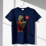 GY Georgia Bulldogs Groot And Baby Yoda With Balloon 6 T Shirt.jpg