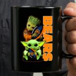 Groot and Baby Yoda Holding Chicago Bears Football 3 mug.jpg