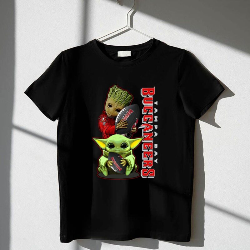 Grzd Tampa Bay Buccaneers Groot Baby Yoda Football 1 T Shirt.jpg