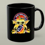 Halloween Pumpkin Baby Yoda Holding New England Patriots Football Mug 1.jpg