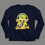 Halloween-Pumpkin-Baby-Yoda-Hug-Green-Bay-Packers-9-Long-Sleeves