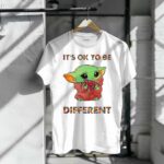 Its-Ok-To-Be-Different-Kansas-City-Chiefs-Baby-Yoda-Holding-Kc-1-T-Shirt