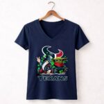Leprechauns-Gnomes-Baby-Yoda-Houston-Texans-Football-Clover-9-Womens-V-Neck