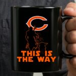 Mandalorian And Baby Yoda This Is The Way Chicago Bears 3 mug.jpg