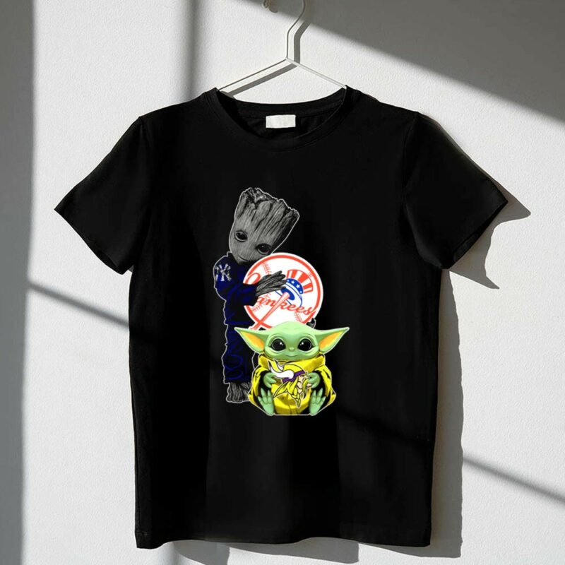 Mashup New York Yankees Groot Baby Yoda Collaboration 1 T Shirt