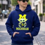 Michigan Wolverines Baby Yoda Football Fan Character M 2 Hoodie 2.jpg