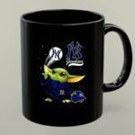 New York Yankees Baby Grogu Baseball Team Star Wars Crossover 1 mug.jpg
