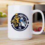 New York Yankees Star Wars R2 D2 and C 3PO 2 mug.jpg