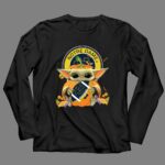 Notre Dame Fighting Irish Baby Yoda Halloween Pumpkin Hug 4 Long Sleeves 1.jpg