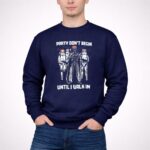 Party20Dont20Begin20Until20I20Walk20In20Darth20Vader20Santa20Stormtroopers20Star20Wars 3 Sweatshirt.jpg