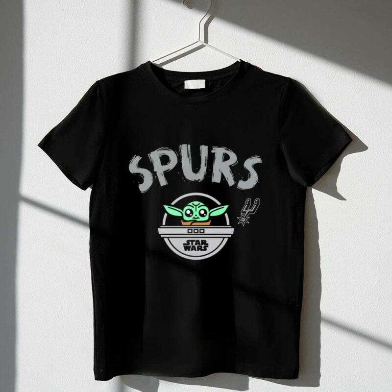 San Antonio Spurs Star Wars The Child Yoda 1 T Shirt.jpg