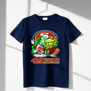 San Francisco 49Ers Football St Patrick'S Day Gnome And Baby Yoda 49Ers Shirt