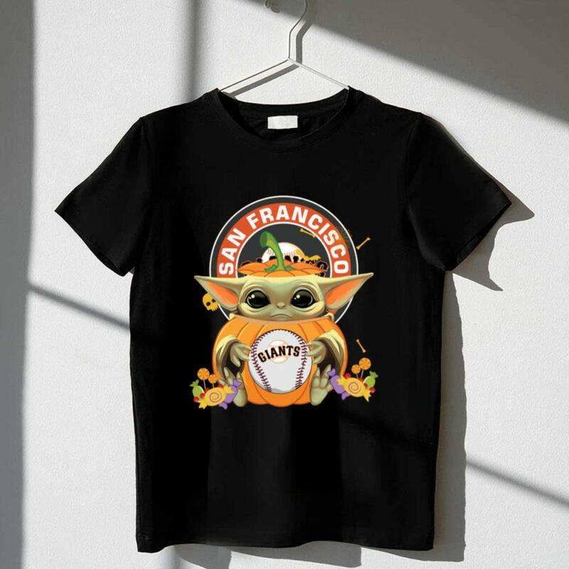 San Francisco Giants Halloween Baby Yoda Pumpkin Hug Baseball 1 T Shirt.jpg