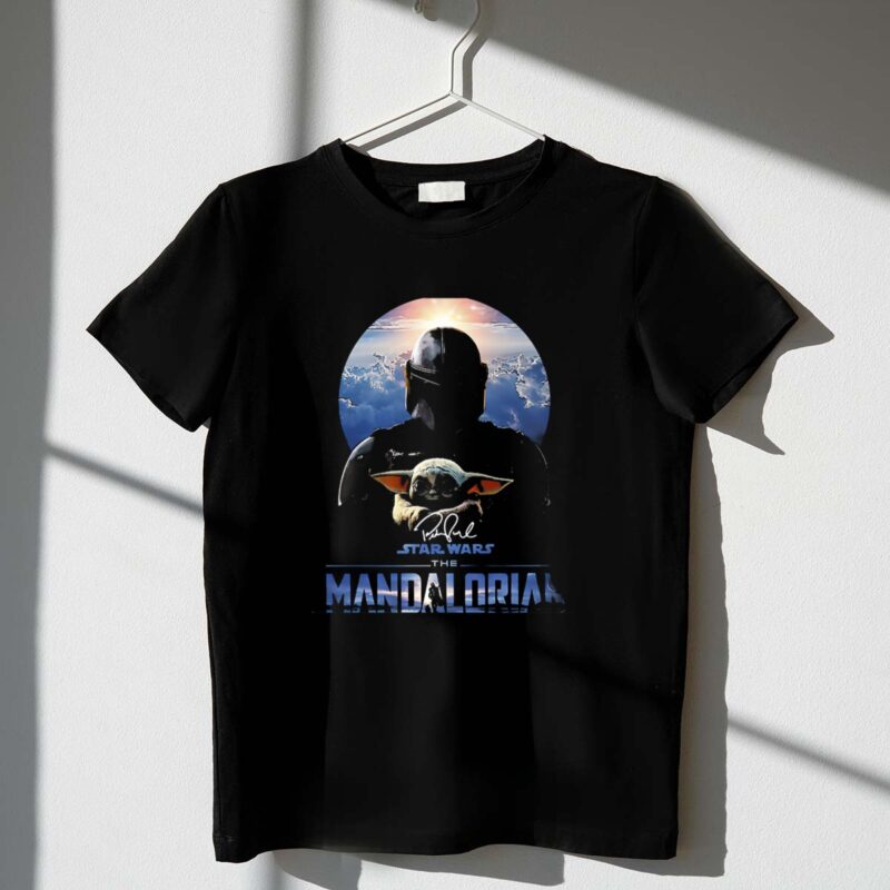 Star Wars The Mandalorian Mando And Grogu Signature Sky 1 T Shirt.jpg