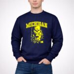 Star Wars Vintage Chewbacca University of Michigan Wolverines 3 Sweatshirt 2.jpg