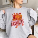 Tampa Bay Buccaneers Han Solo Luke Skywalker and Leia Organa Rebels Star Wars 3 Sweatshirt.jpg
