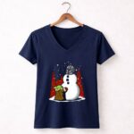The-Best-Snowman-In-The-Parsec-Yoda-Hugs-Snowman-Mandalorian-Helmet-Snow-Star-Wars-9-Womens-V-Neck