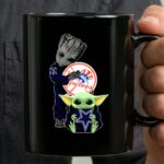 Yankees Cowboys Baby Groot and Baby Yoda Star Wars Crossover 3 mug.jpg