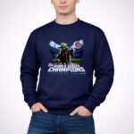 Yoda Champions World Series 2016 Chicago Cubs 3 Sweatshirt.jpg