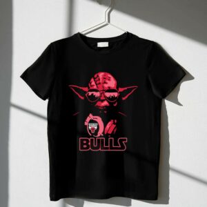 Yoda Star Wars Chicago Bulls Fans Bulls Logo Sunglasses 1 T Shirt.jpg