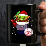 Yoda and R2D2 Star Wars Christmas With Boston Red Sox 3 mug 1.jpg